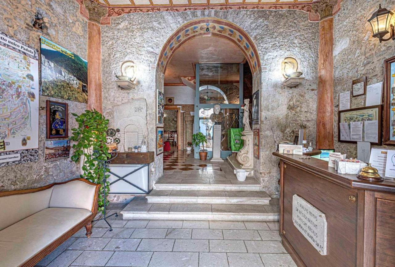 Villa Cosilinum Padula Exterior foto